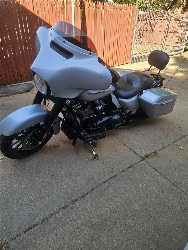 2019 Harley-Davidson STREET GLIDE SPECIAL SPECIAL in Clearwater, KS
