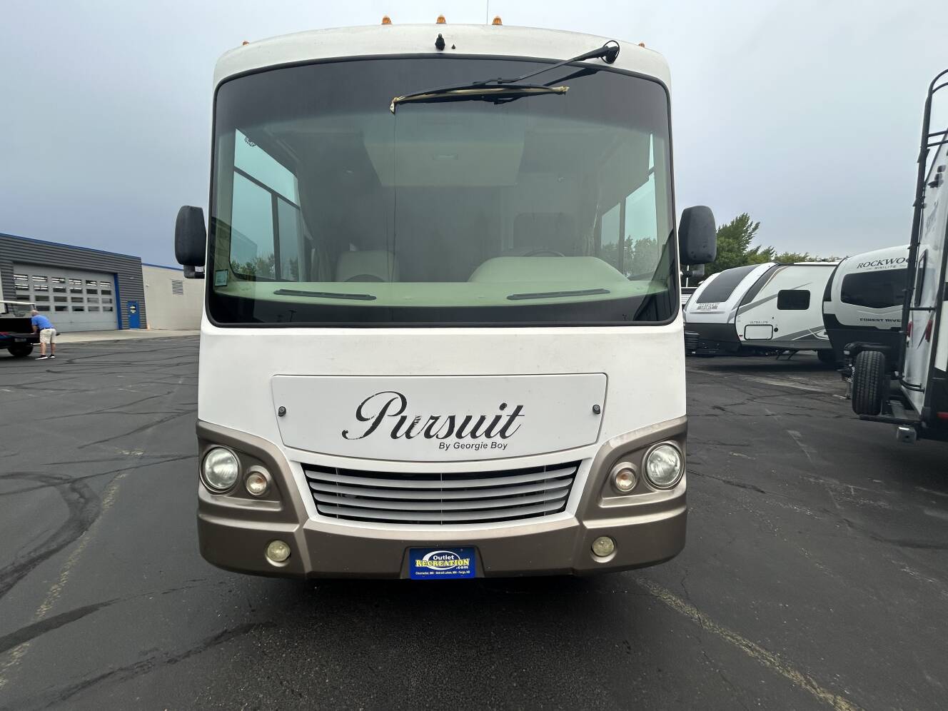 A photo of this 2007 Georgie Boy Pursuit 3540DS