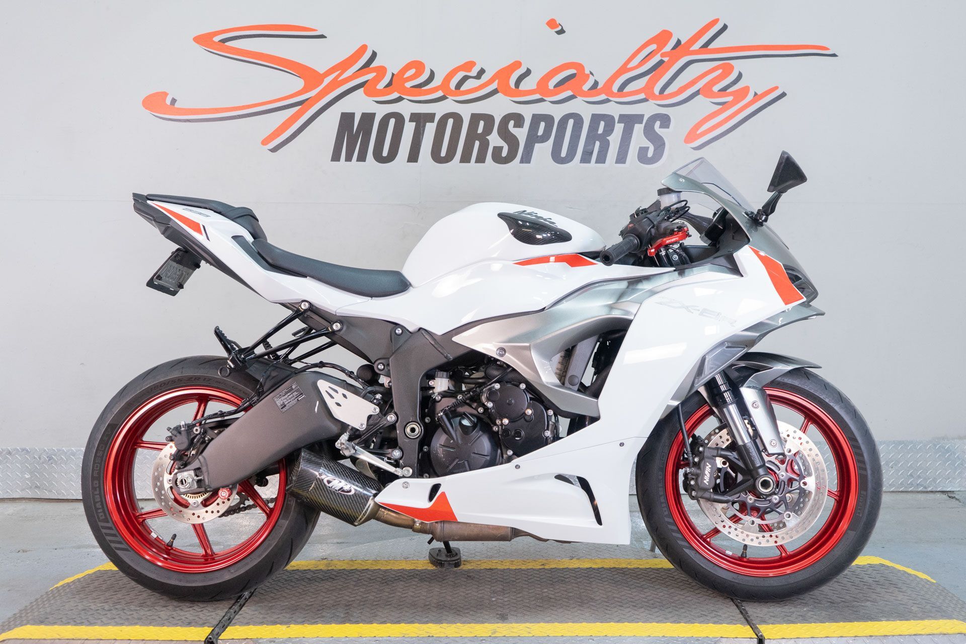 White 2024 Kawasaki Ninja ZX-6R Motorcycles For Sale - Cycle Trader
