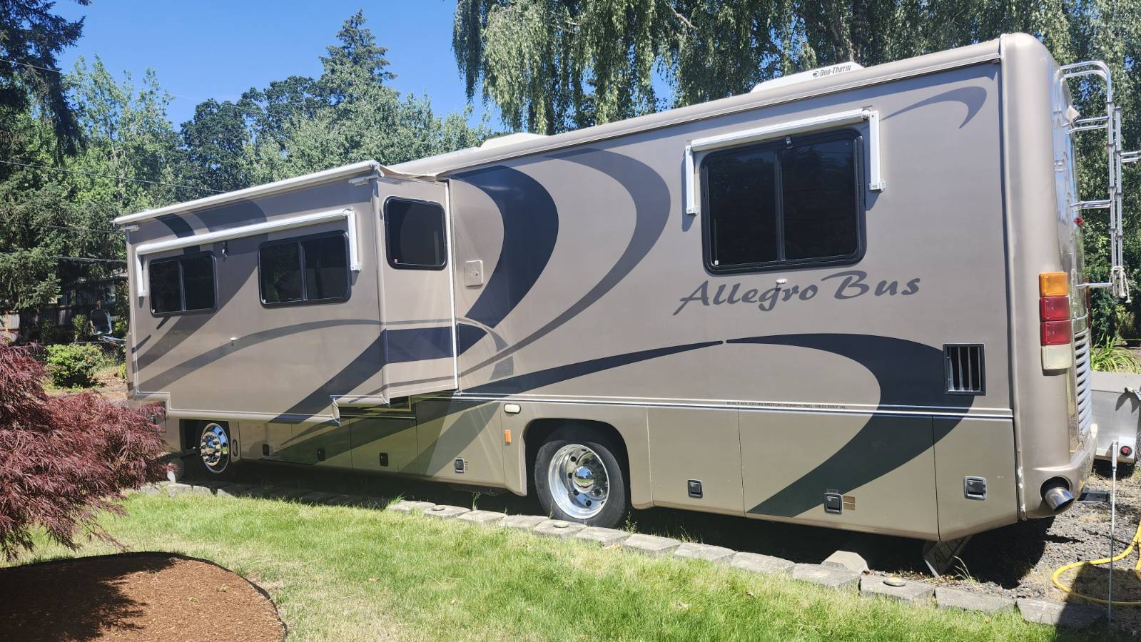 2002 Tiffin Motorhomes ALLEGRO BUS 35RP in salem OR
