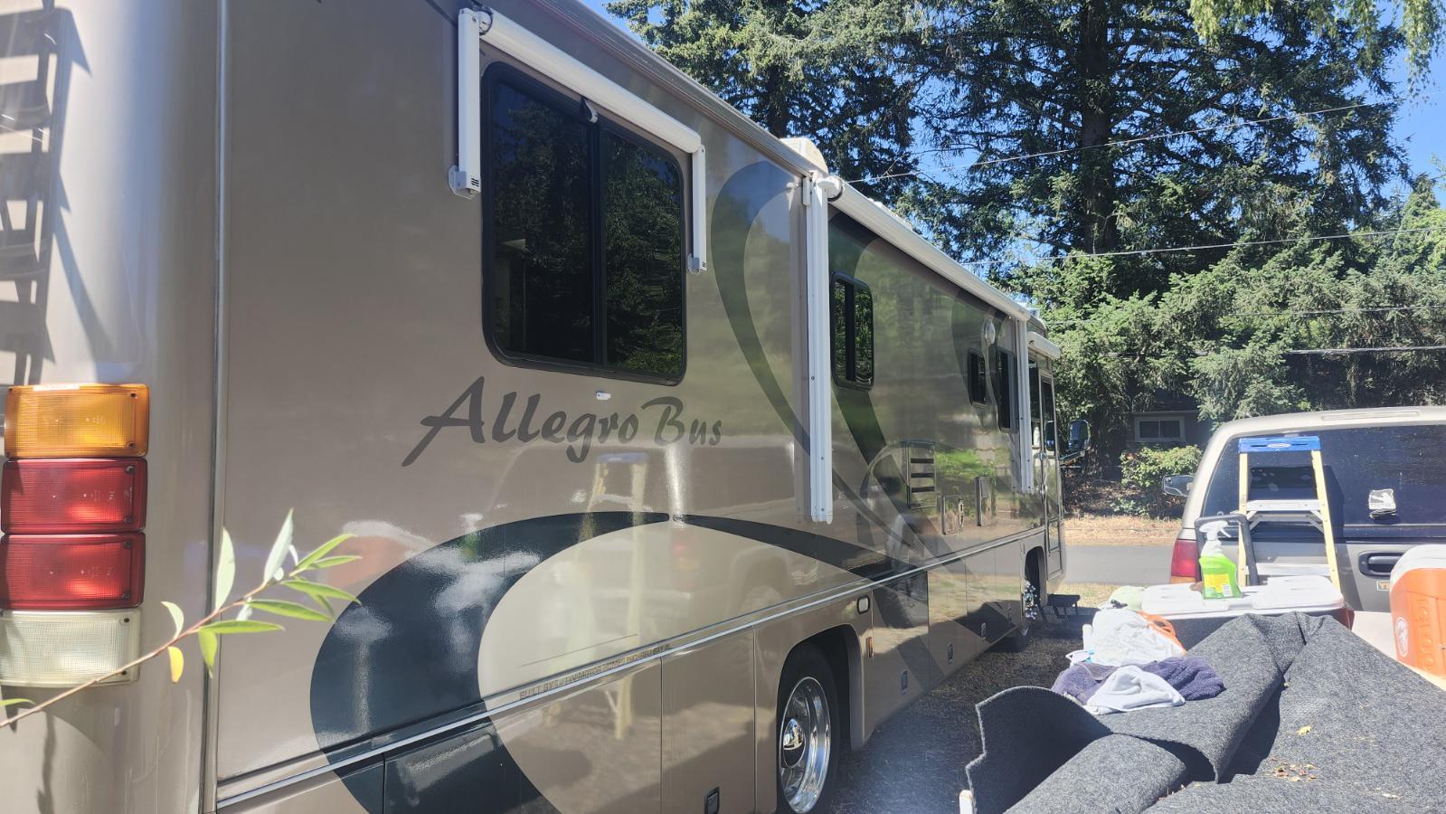 2002 Tiffin Motorhomes ALLEGRO BUS 35RP in salem OR