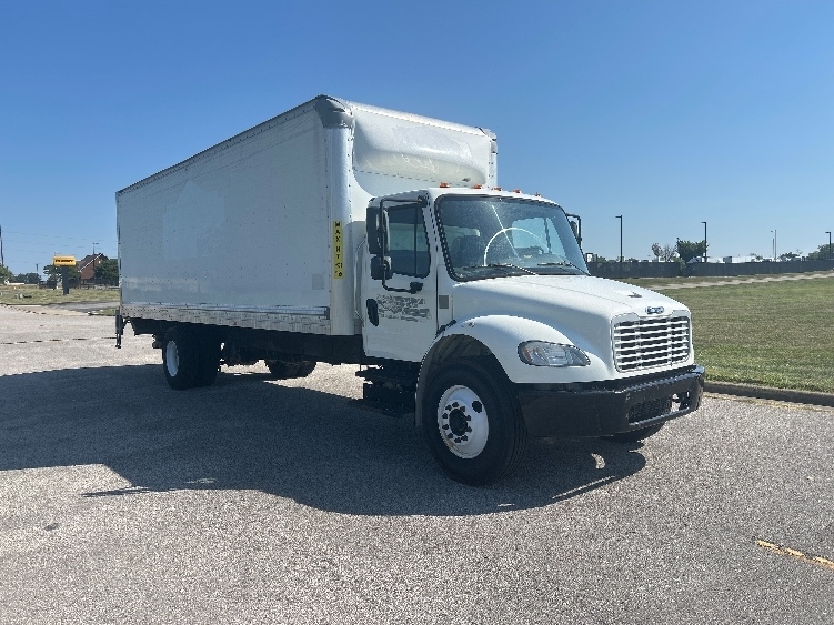 2020 FREIGHTLINER BUSINESS CLASS M2 106 in Evansville, IN