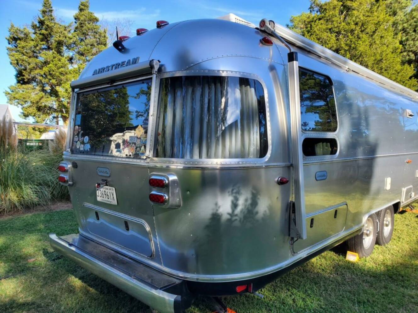 A photo of this 2021 Airstream Globetrotter 30RB Twin