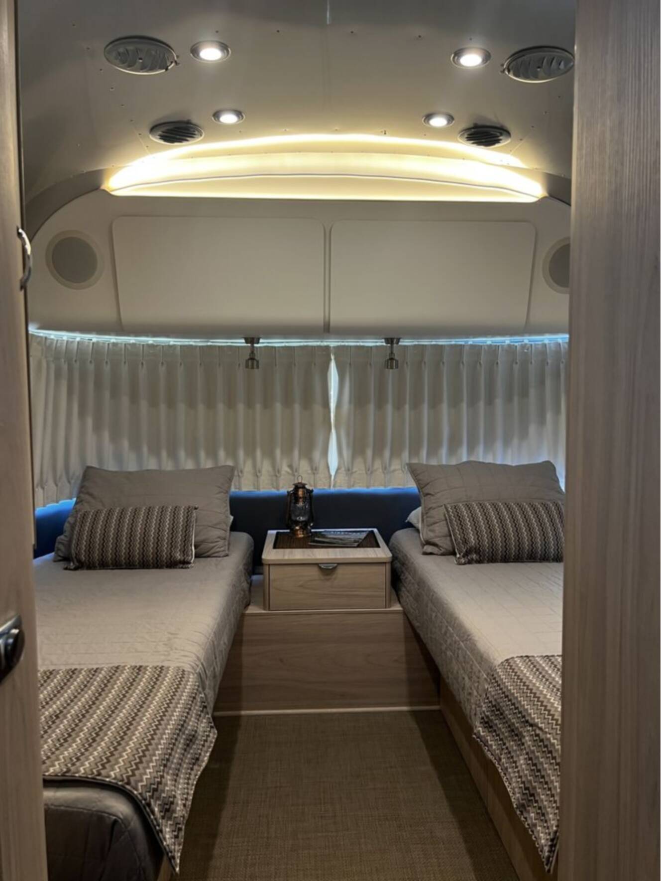 A photo of this 2021 Airstream Globetrotter 30RB Twin