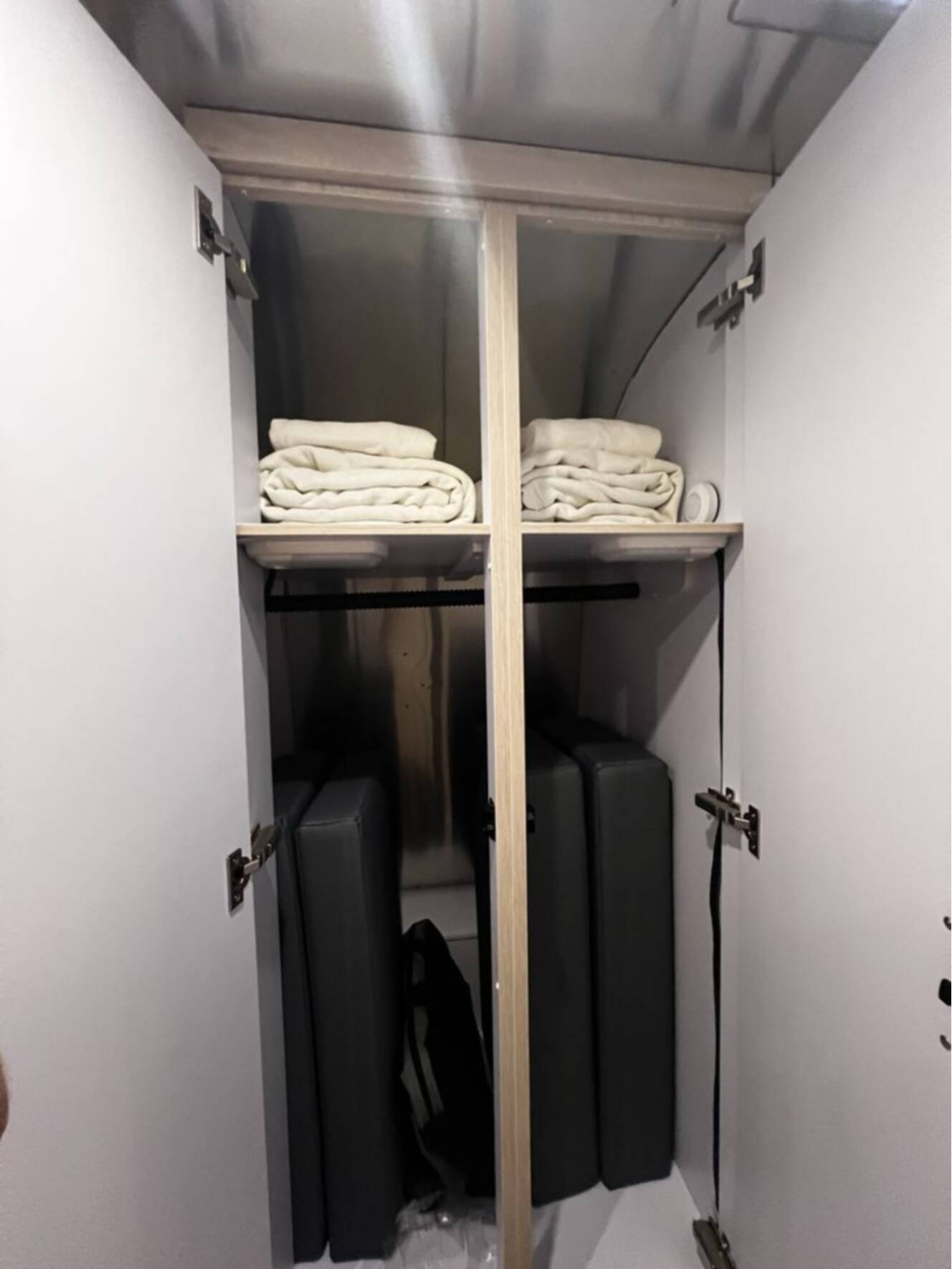 A photo of this 2021 Airstream Globetrotter 30RB Twin