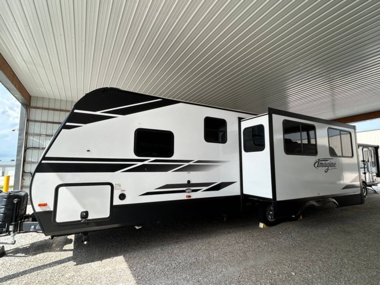 A photo of this 2022 Grand Design Imagine 2910BH