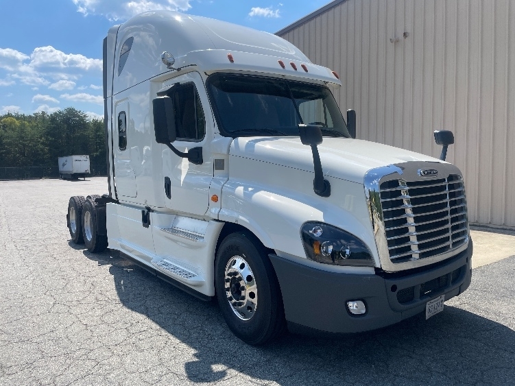 2020 FREIGHTLINER CASCADIA 125 in Greensboro, NC