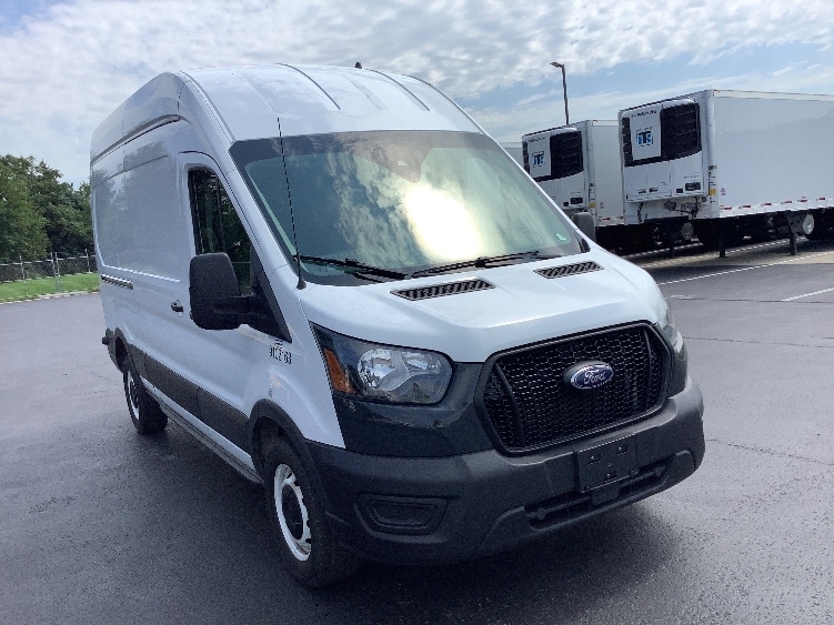 2022 FORD TRANSIT 250 in Lancaster, PA