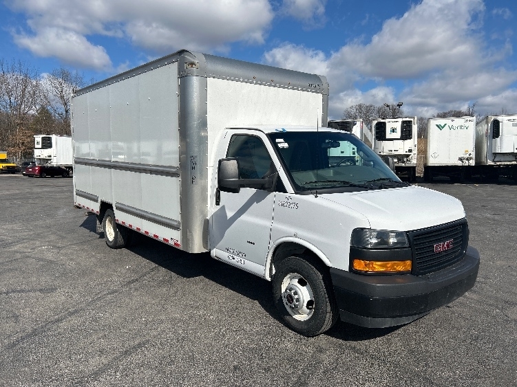 2023 GMC SAVANA in Middlefield, OH