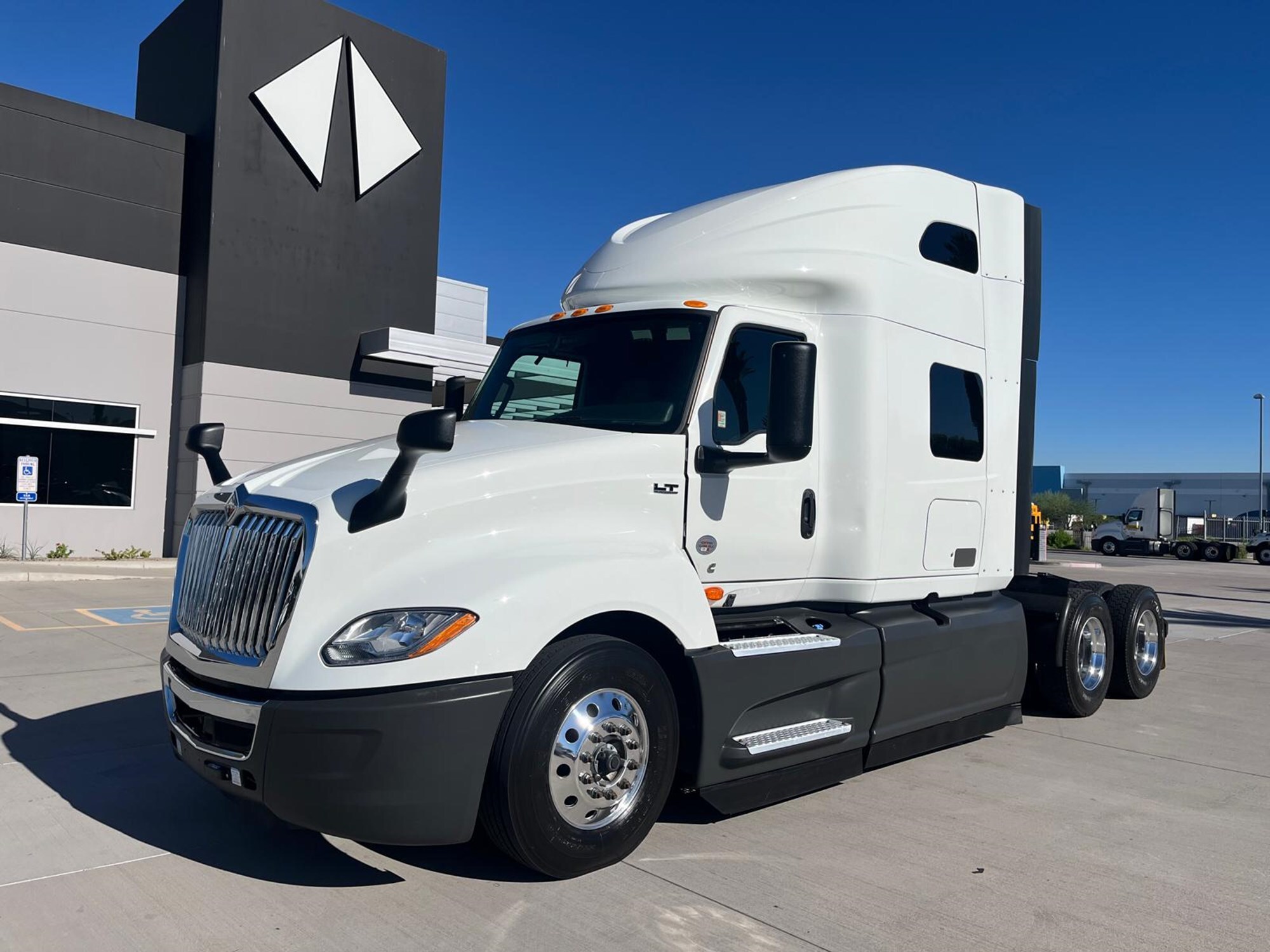 2023 INTERNATIONAL LT625 in Phoenix, AZ