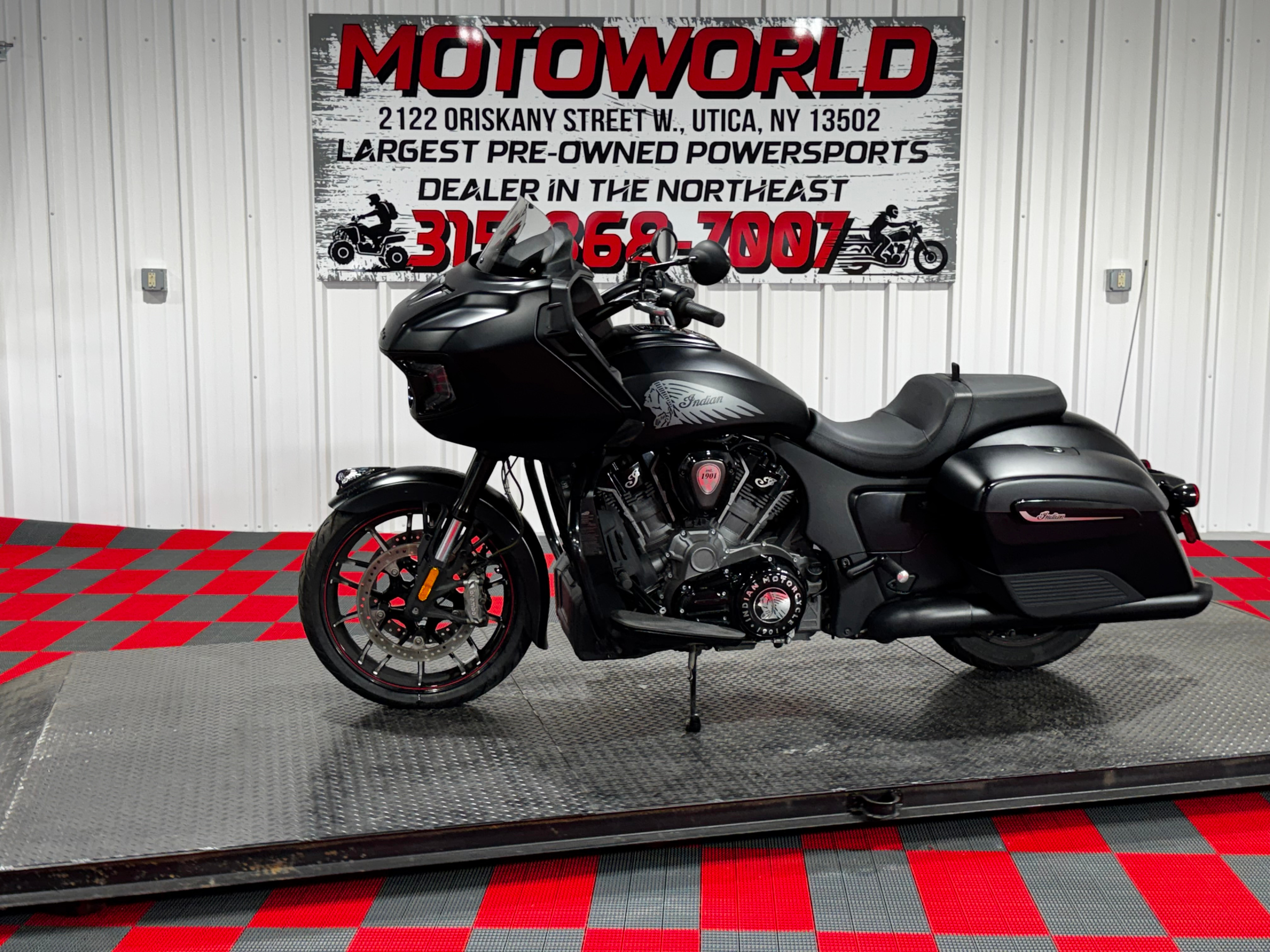 2020 Indian Motorcycle Challenger® Dark Horse® DARK HORSE in Utica, NY