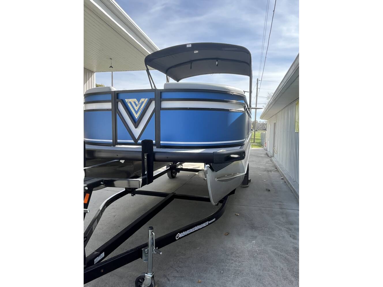 A photo of this 2025 Viaggio Lago X20C