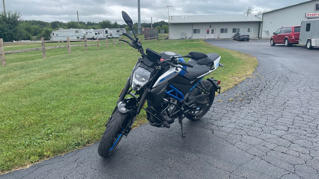 2023 CFMOTO 300 NK - ATHENS BLUE 300 in Marengo, IL