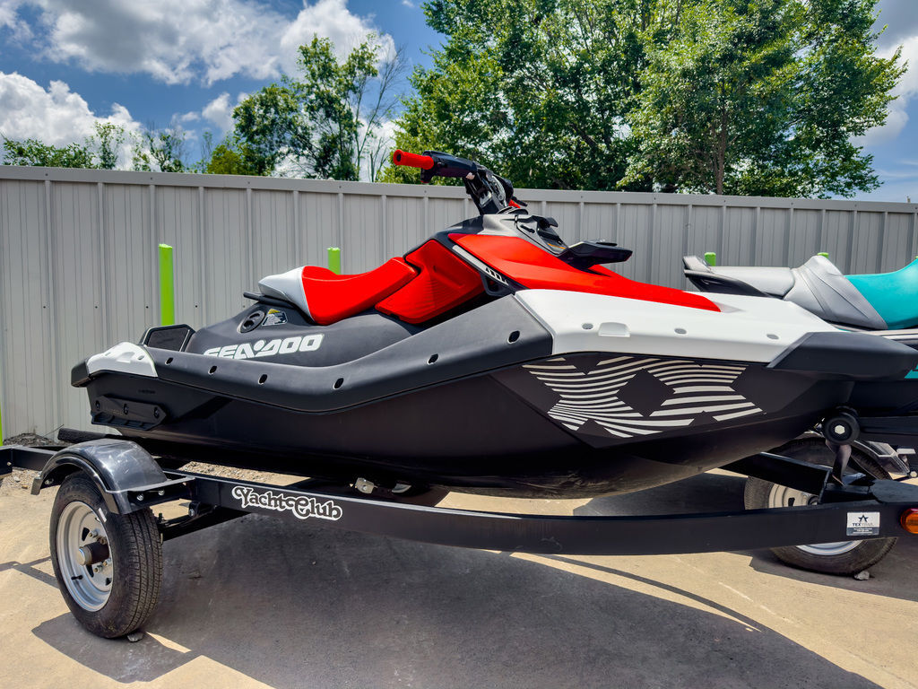 2024 Sea-Doo Spark® Trixx for 1 Rotax® 900 ACE - 90 iBR and  in mcalester OK
