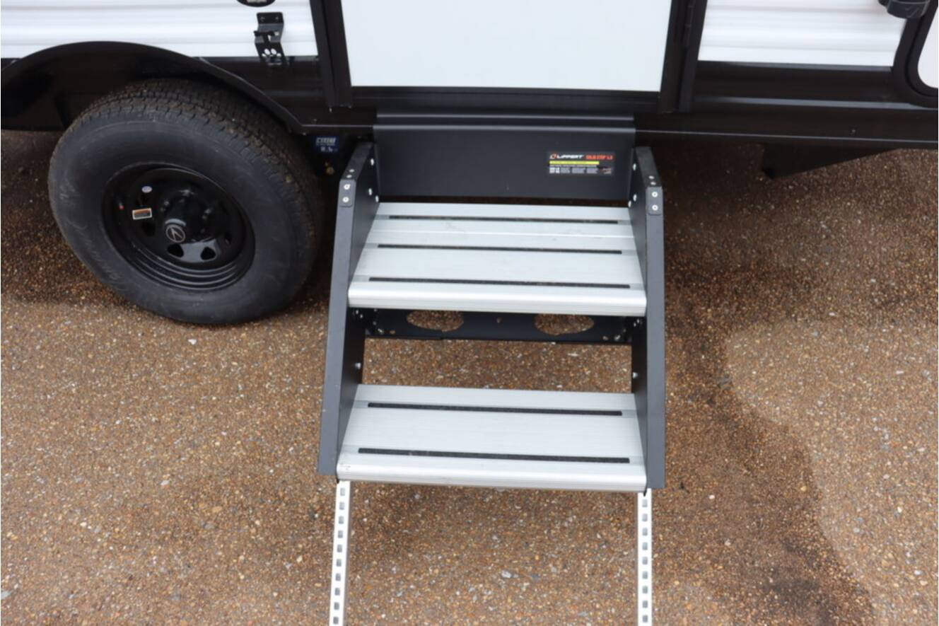 A photo of this 2026 Grand Design Transcend One 131DL
