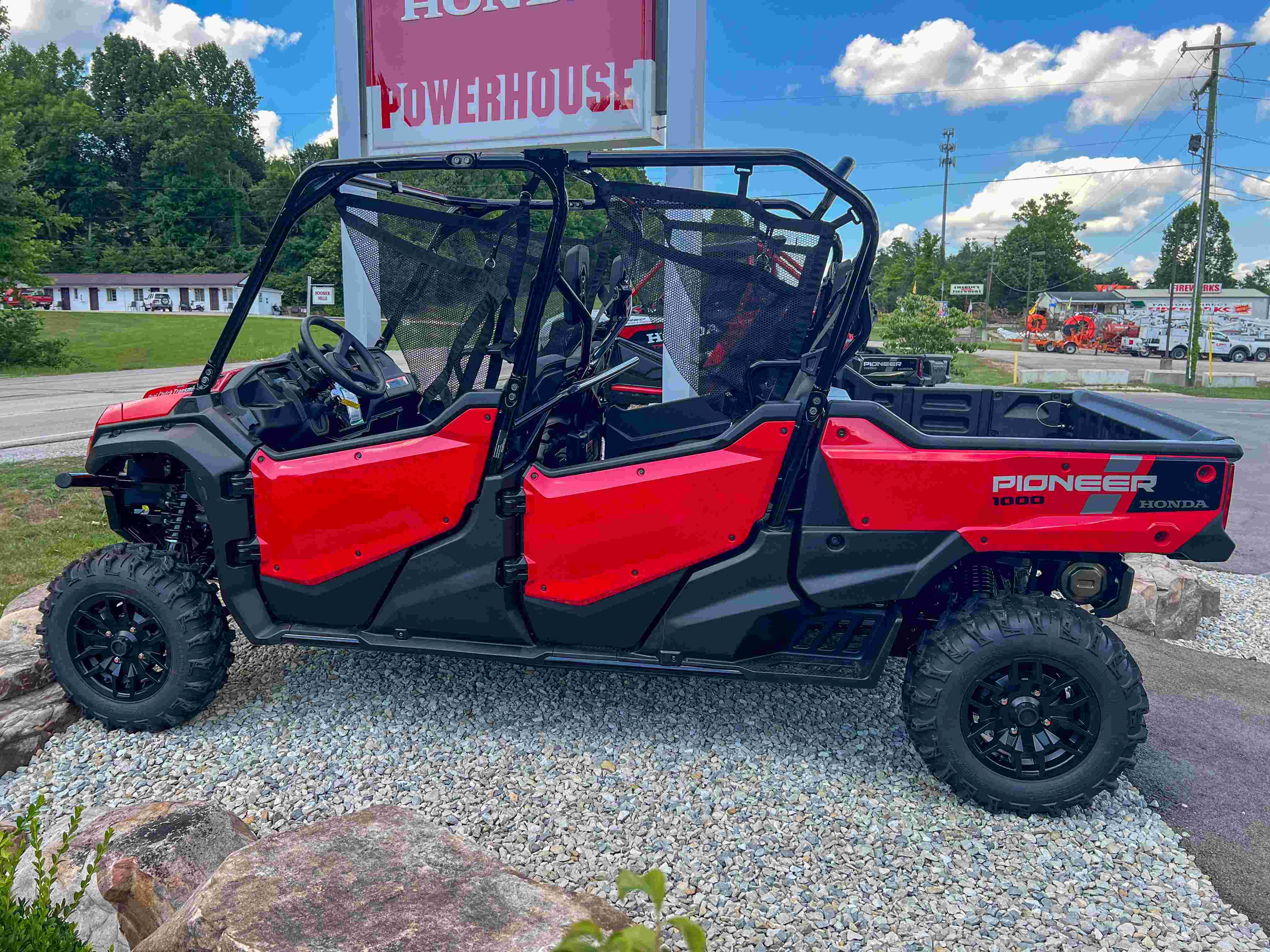 2025 Honda PIONEER 1000-6 DLX CREW BASE in bedford IN