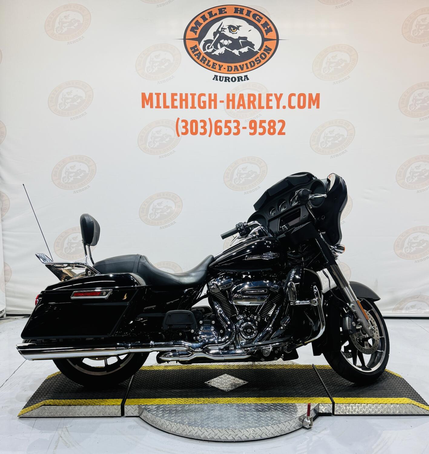 2023 Harley-Davidson Street Glide in Aurora, CO