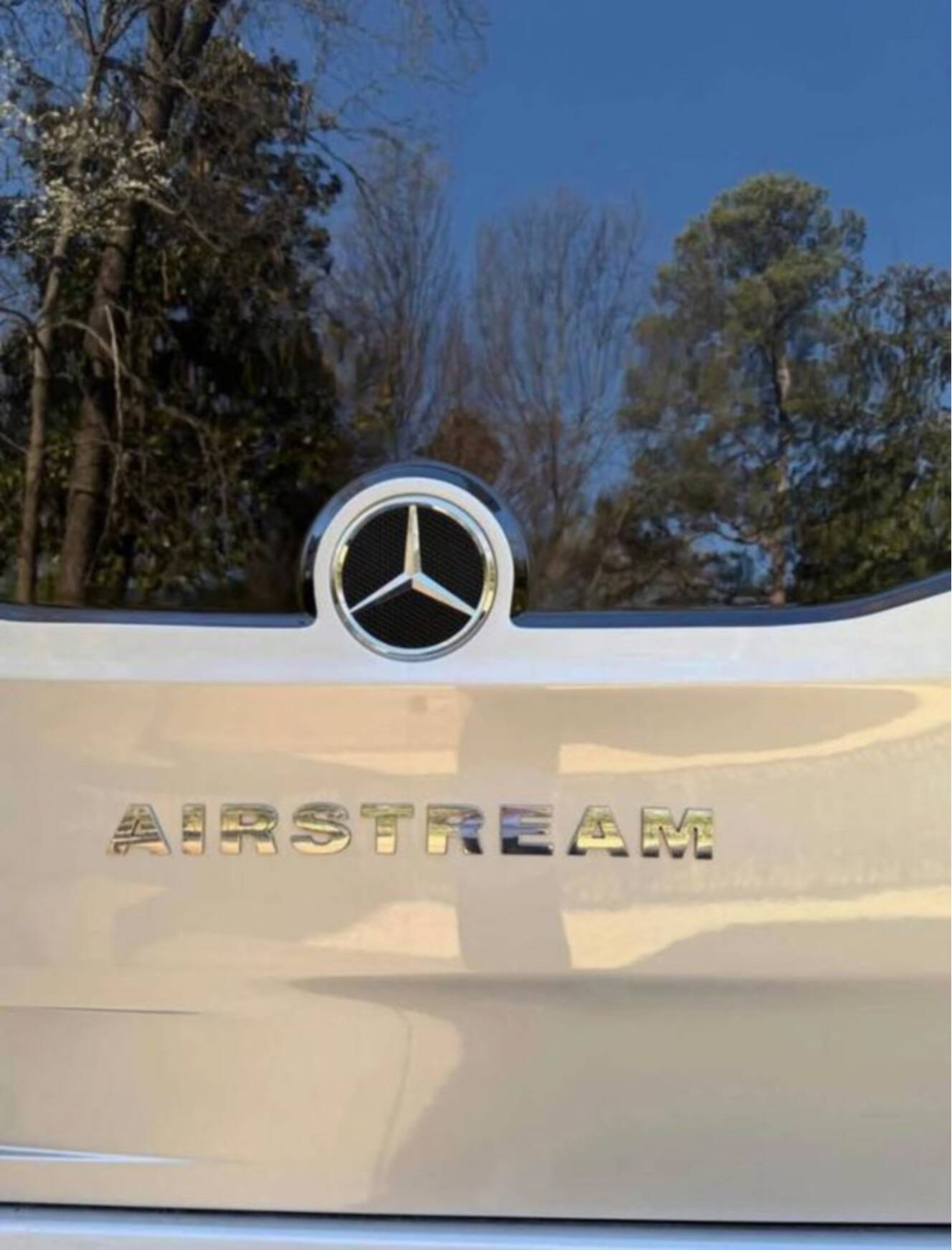 A photo of this 2019 Airstream Atlas Atlas Murphy Suite