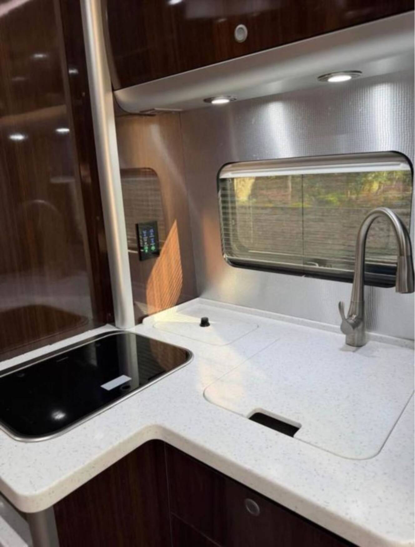 A photo of this 2019 Airstream Atlas Atlas Murphy Suite