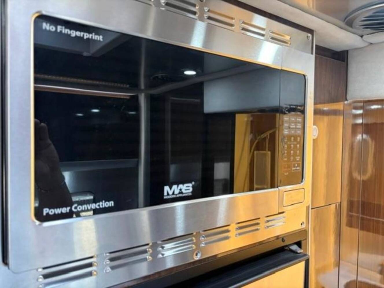 A photo of this 2019 Airstream Atlas Atlas Murphy Suite