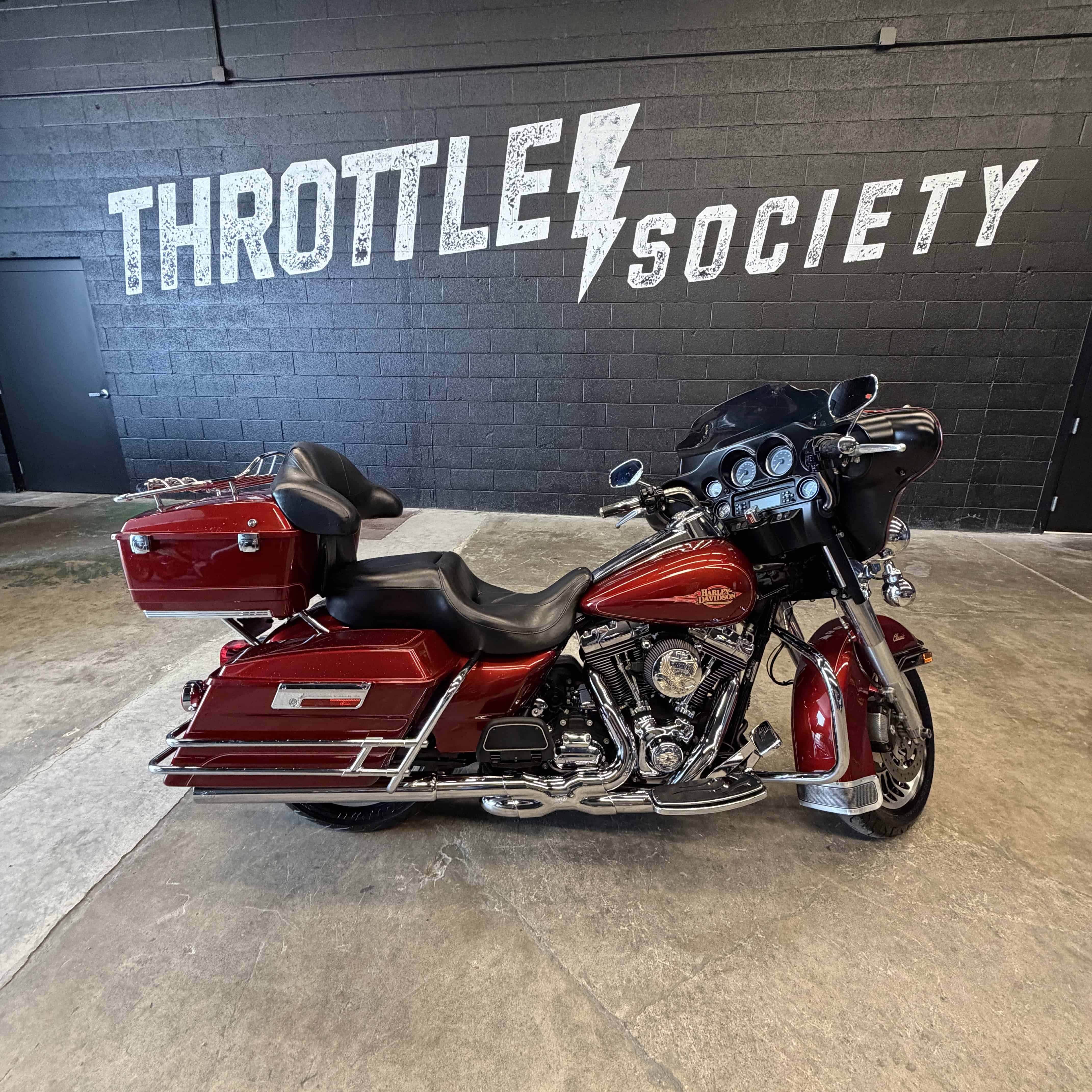 2010 Harley-Davidson Electra Glide® Classic CLASSIC in Fremont, OH