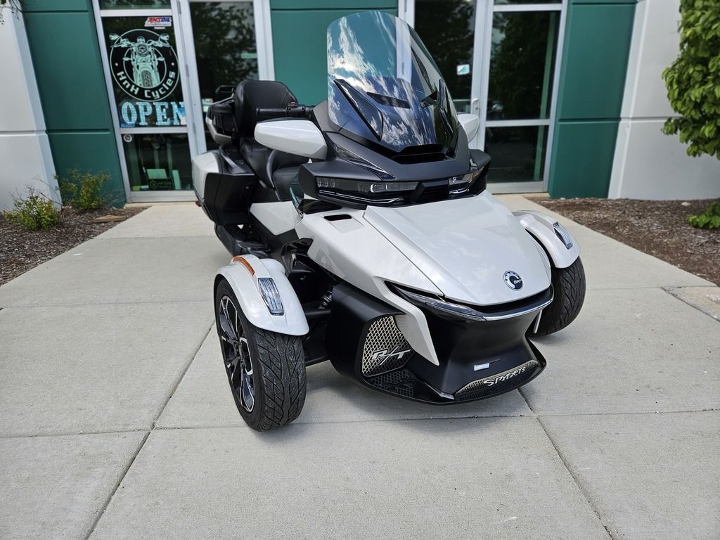 2021 Can-Am Spyder® RT Limited Dark RT LIMITED in Romeoville, IL