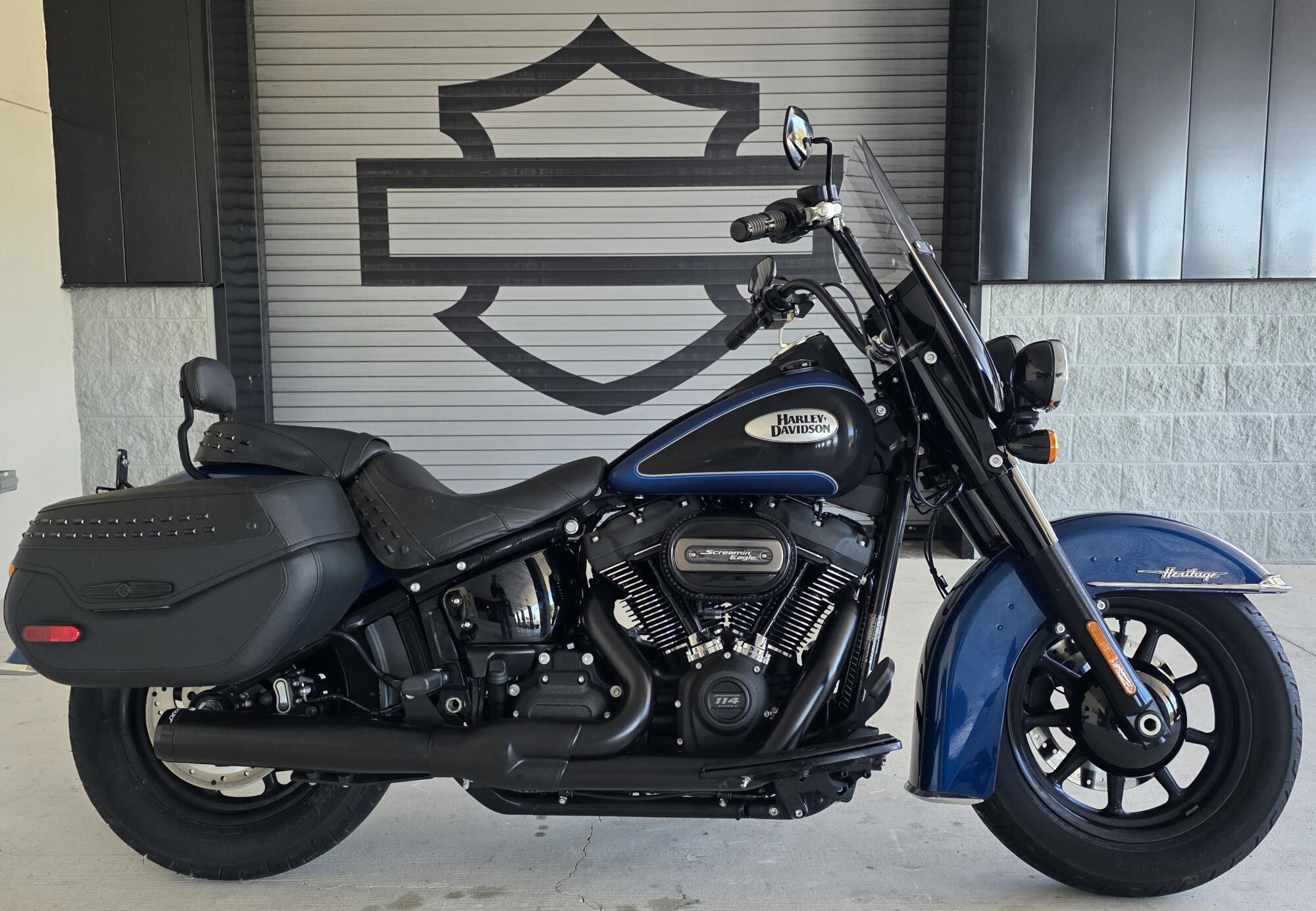 2022 Harley-Davidson Heritage Classic 114 CLASSIC in Lutz, FL