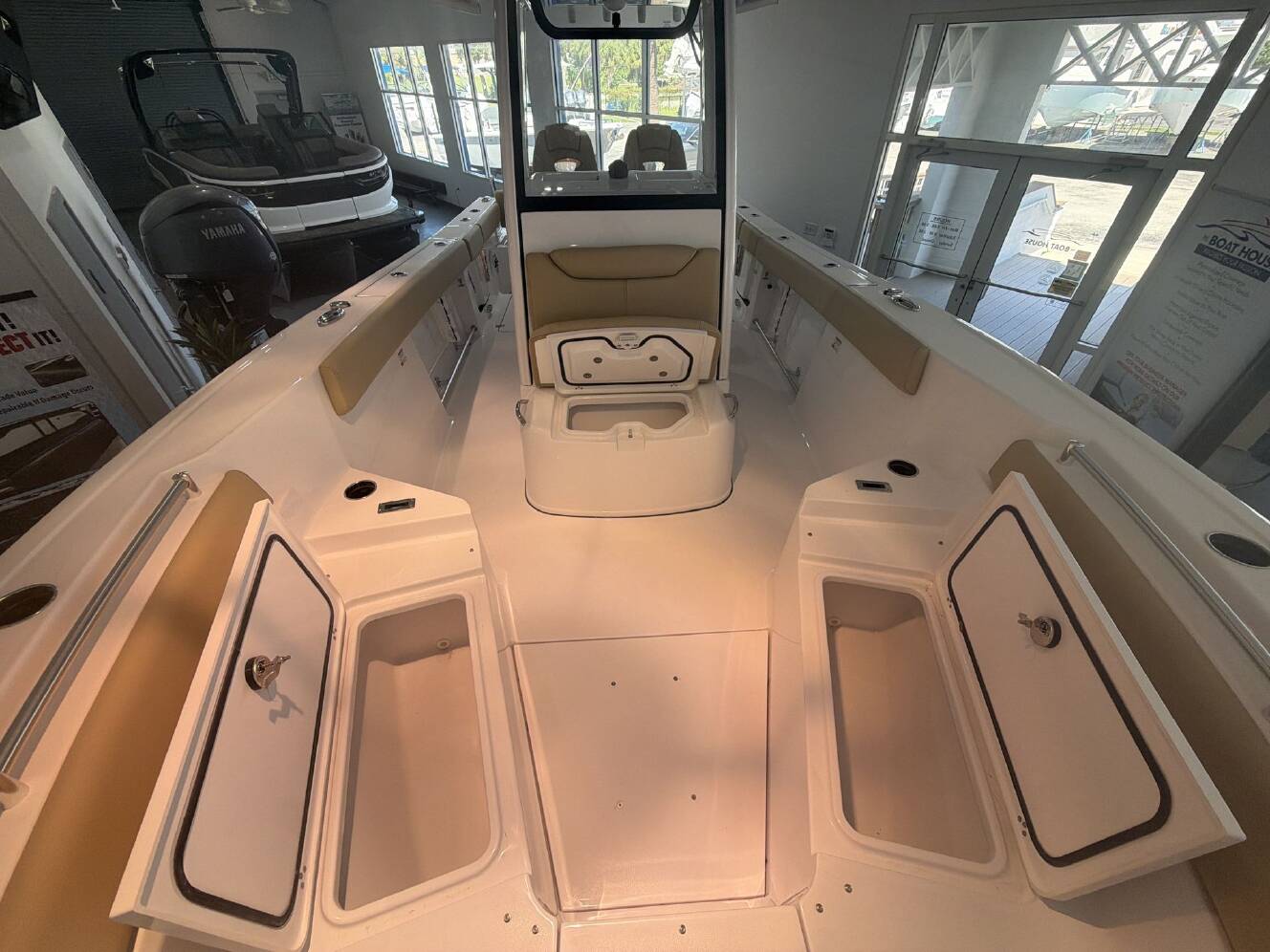 A photo of this 2027 Sportsman 261 Heritage