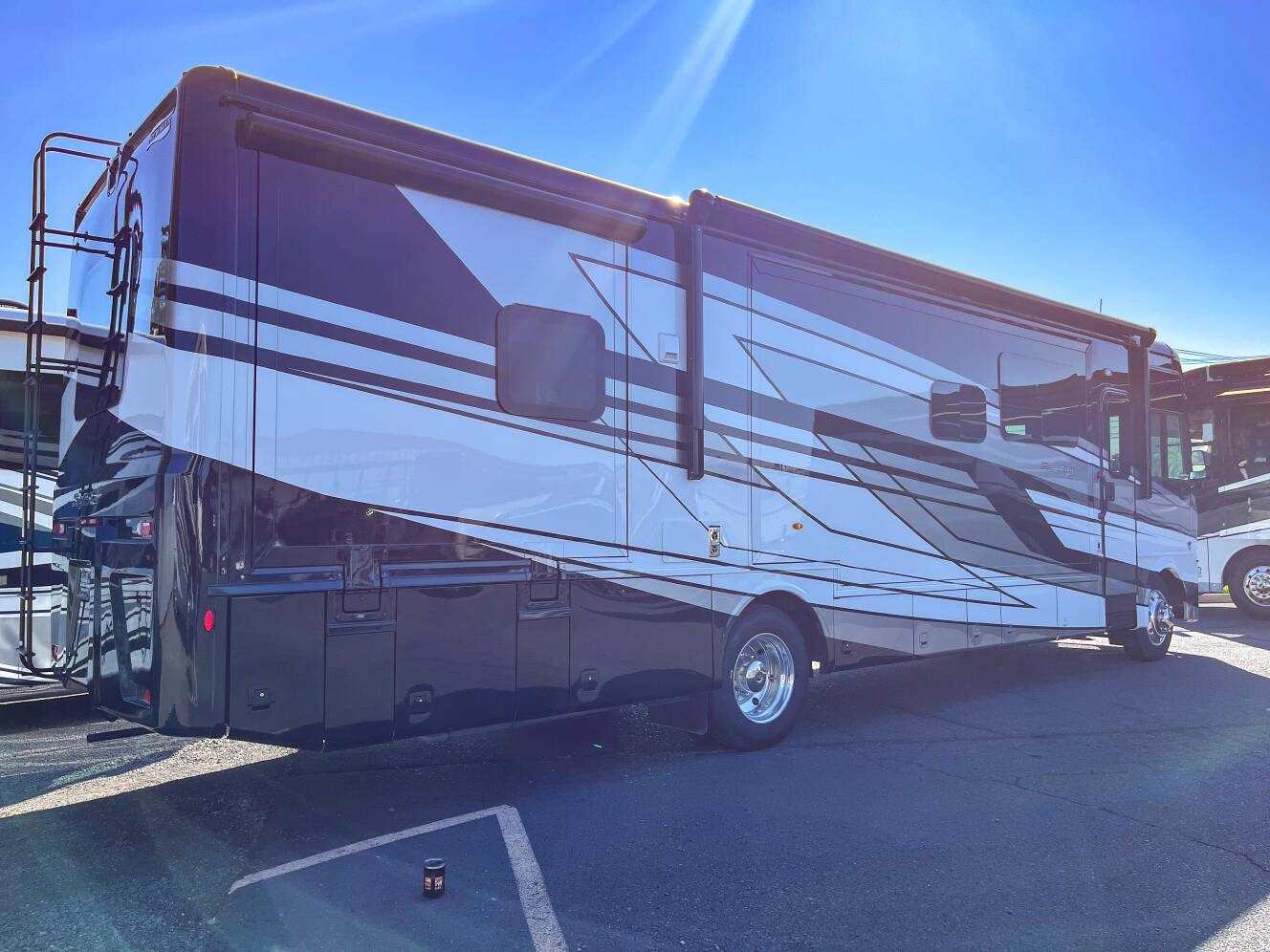A photo of this 2026 Newmar Bay Star 3626