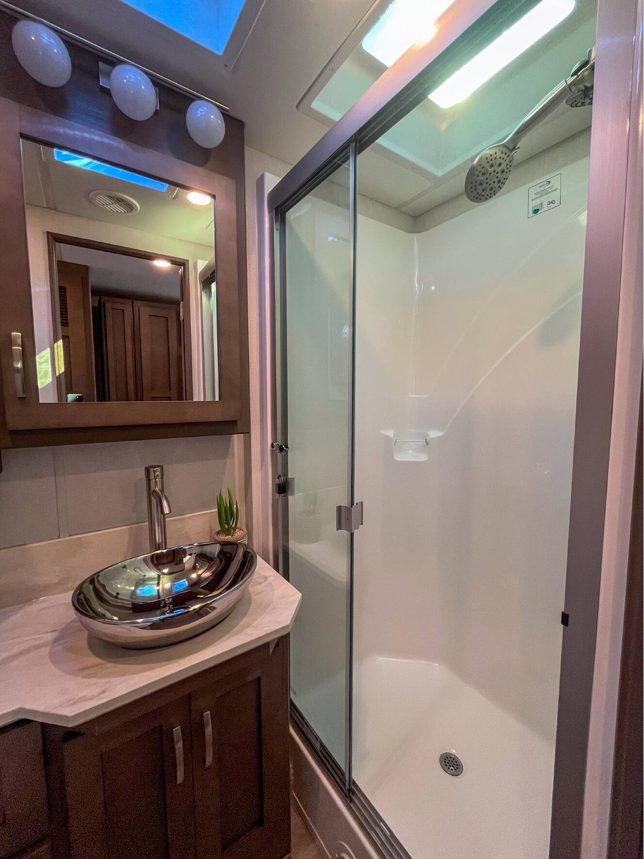 A photo of this 2026 Newmar Bay Star 3626