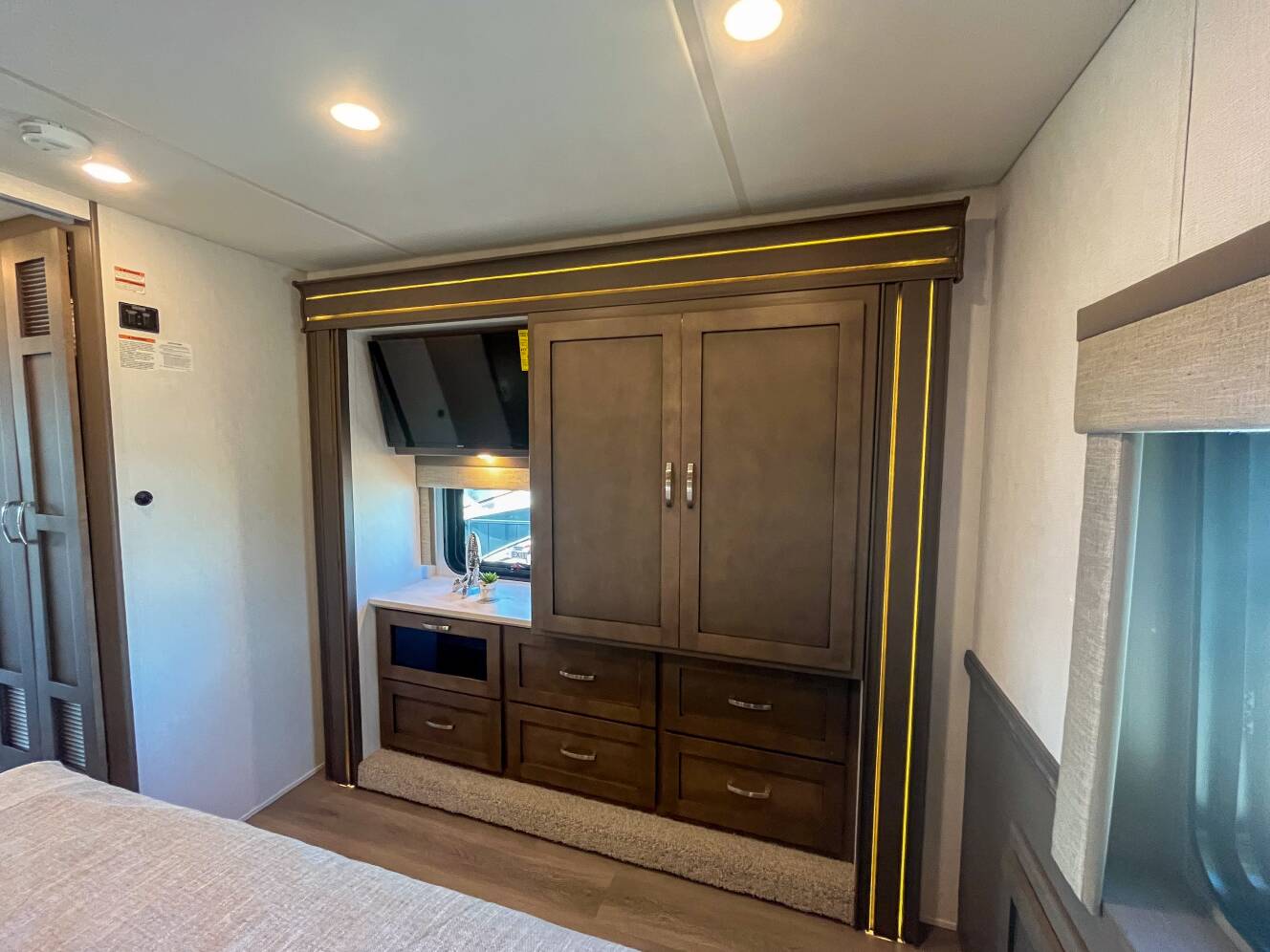 A photo of this 2026 Newmar Bay Star 3626