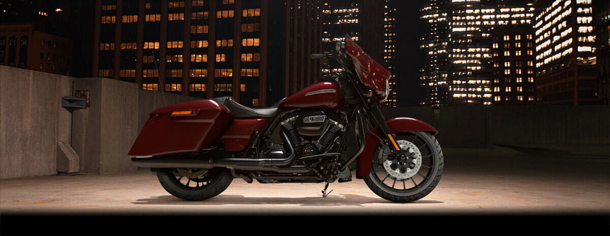2018 Harley-Davidson Street Glide Special SPECIAL in Lincoln, NE