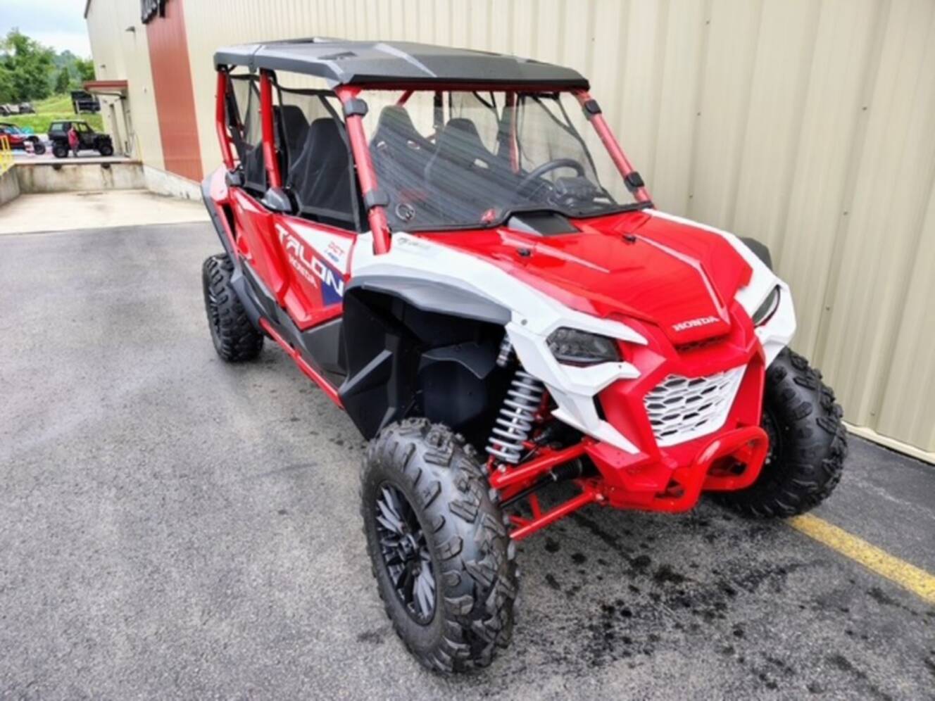 A photo of this 2026 Honda® Talon 1000X-4 FOX Live Valve