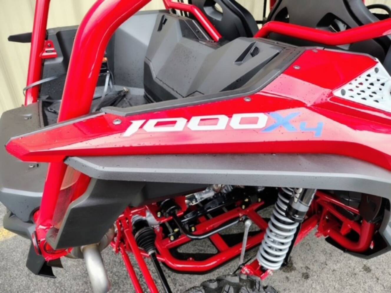 A photo of this 2026 Honda® Talon 1000X-4 FOX Live Valve