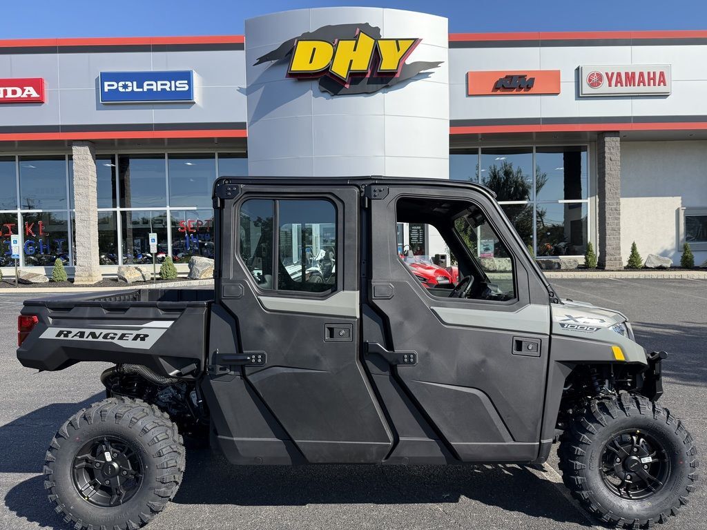 2027 Polaris® Ranger Crew XP 1000 Cab BASE in deptford NJ
