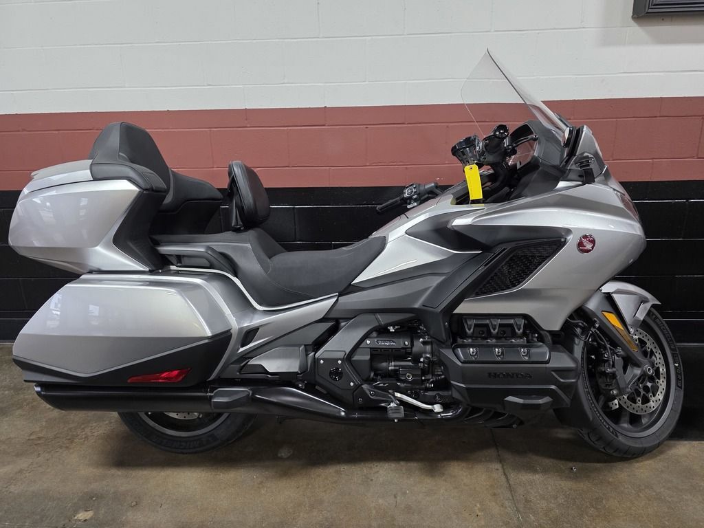 2025 Honda® Gold Wing Tour 1800 TOUR in Ormond Beach, FL
