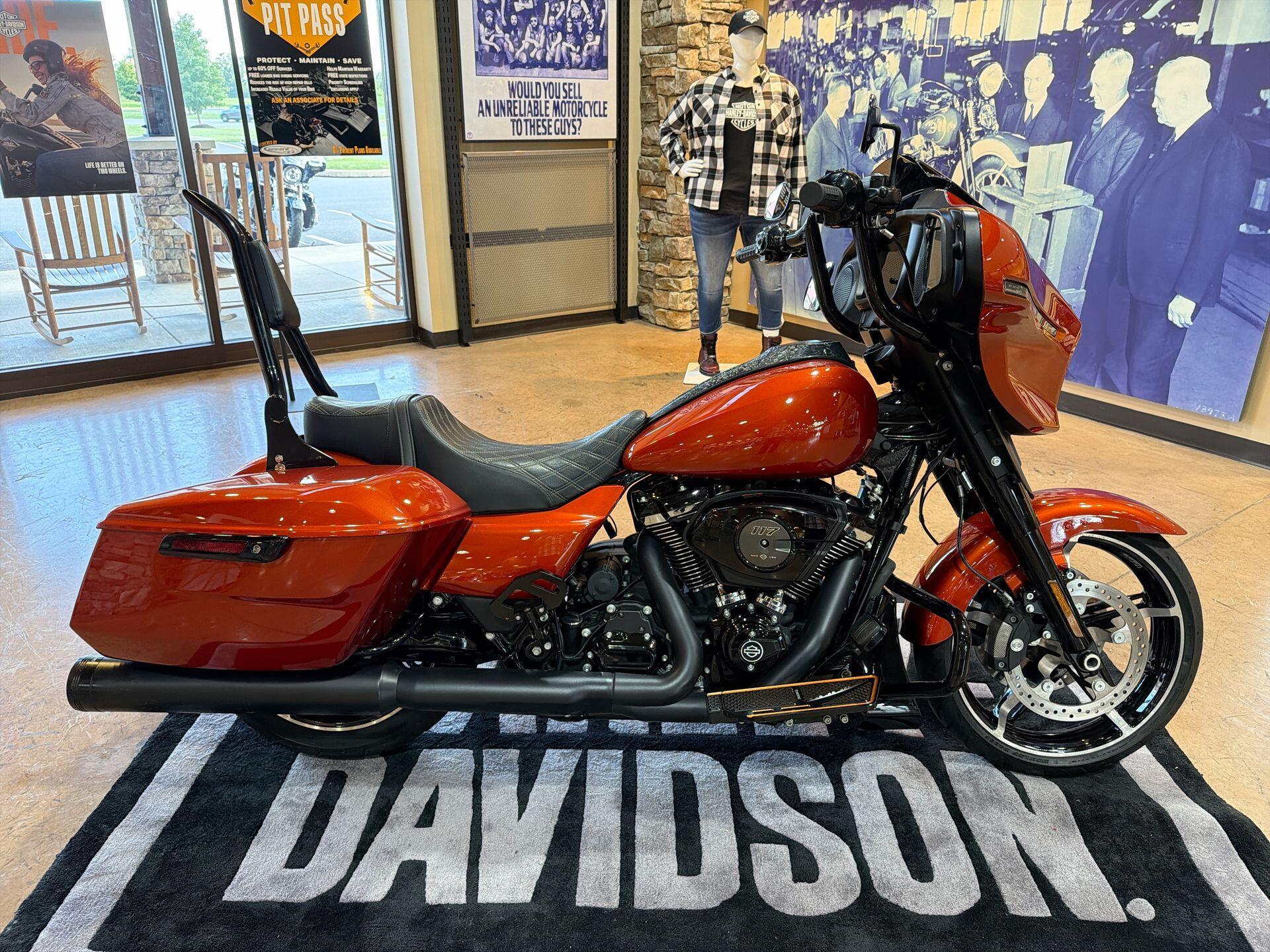 2024 Harley-Davidson Street Glide in Mechanicsburg, PA