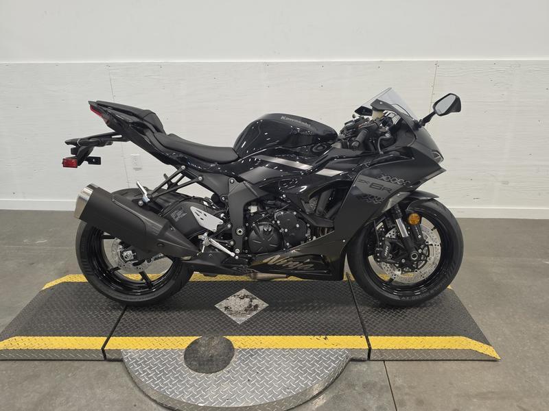 2027 Kawasaki Ninja ZX-6R 636 BASE in Maumee, OH