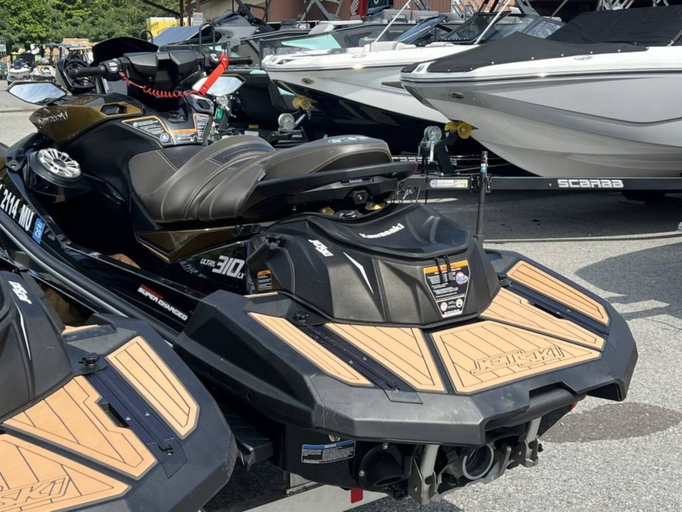 A photo of this 2023 Kawasaki Ultra® 310LX