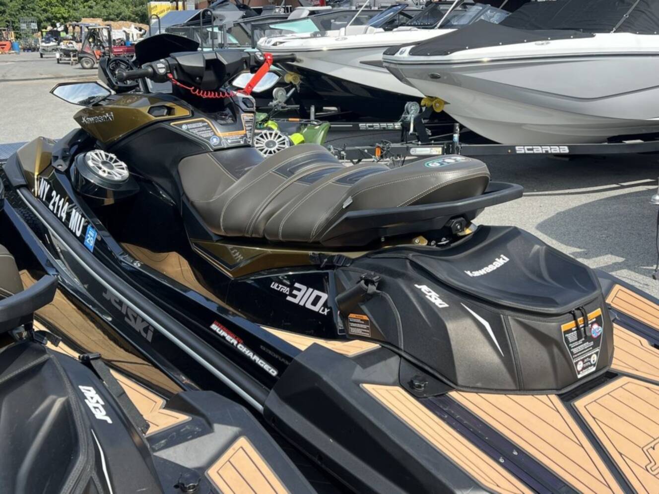 A photo of this 2023 Kawasaki Ultra® 310LX