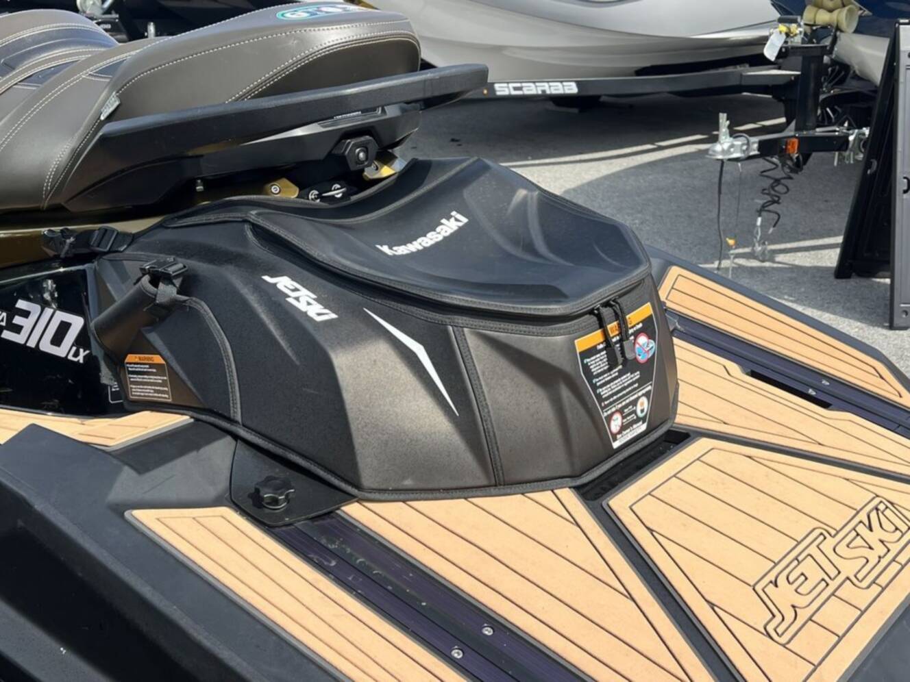 A photo of this 2023 Kawasaki Ultra® 310LX