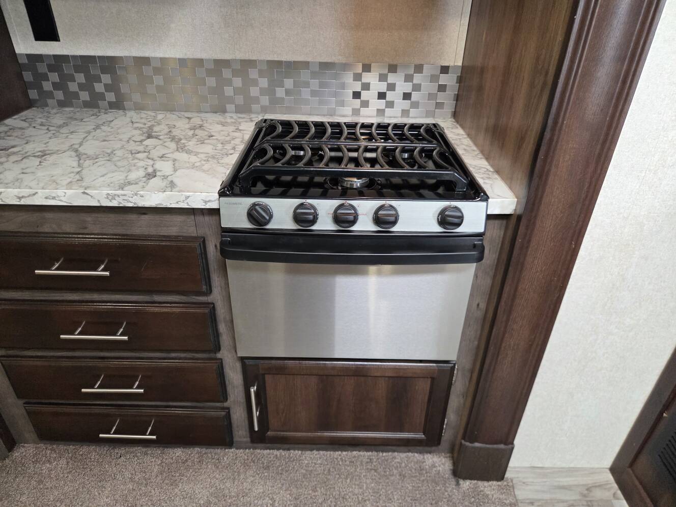 A photo of this 2018 Jayco White Hawk 31RL