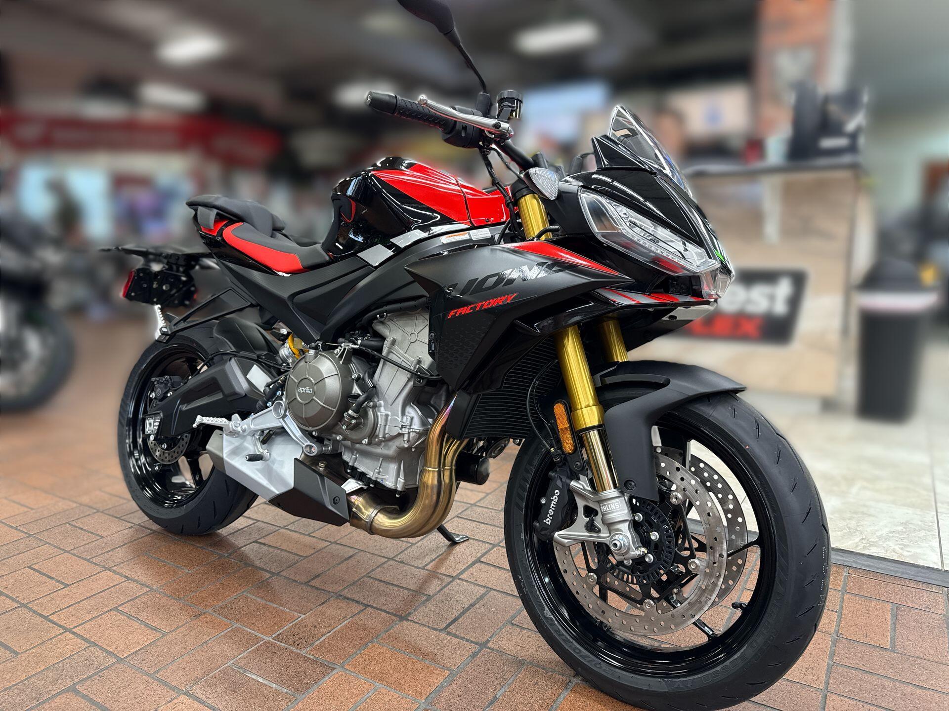 2026 Aprilia TUONO 660 FACTORY DARK BANSHEE Sportbike motorcycle
