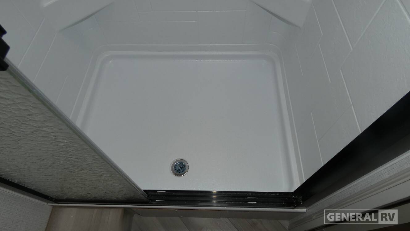 A photo of this 2026 Fleetwood FORTIS 34MB
