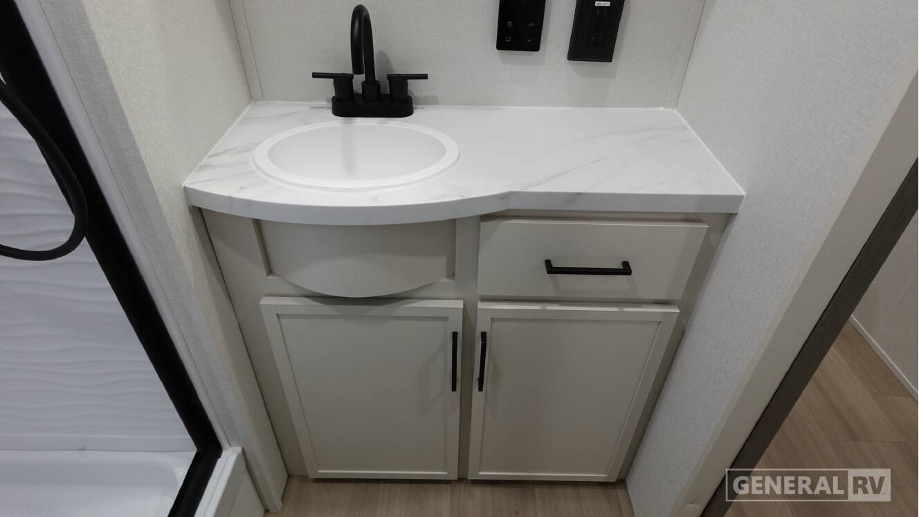 A photo of this 2026 Grand Design MOMENTUM 27MAV
