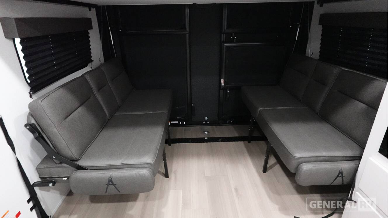 A photo of this 2026 Grand Design MOMENTUM 27MAV