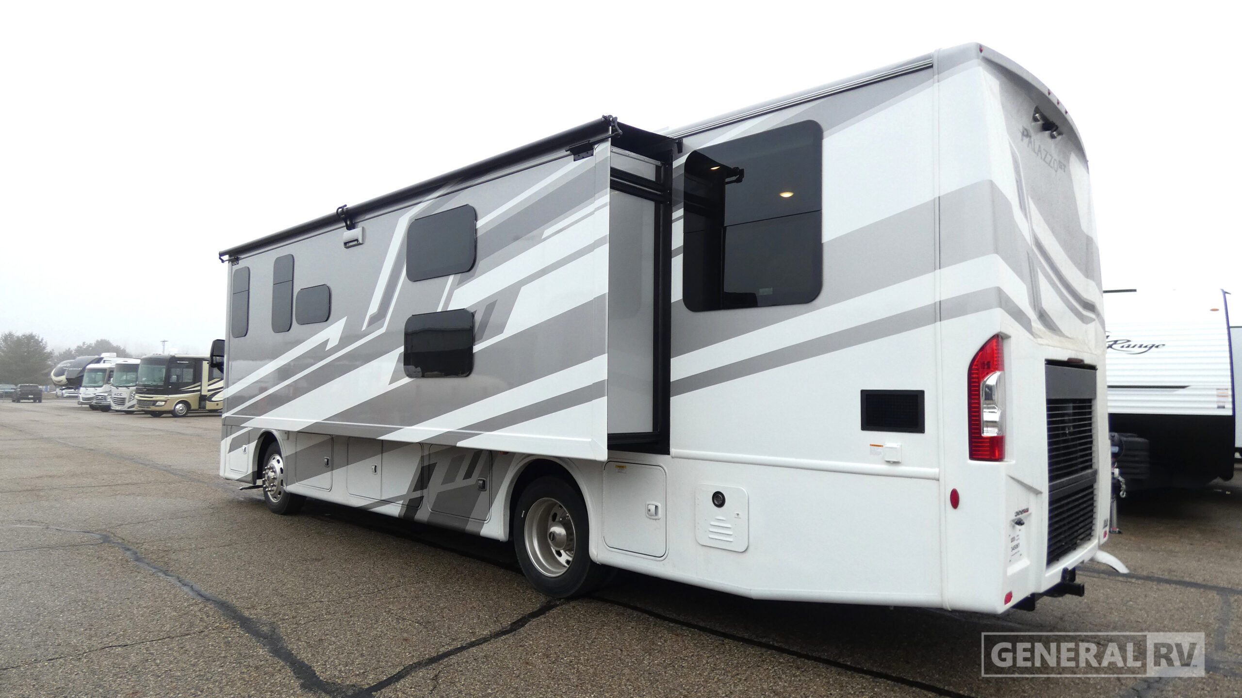 2026 Thor Motor Coach PALAZZO GT 33.5 in wayland MI