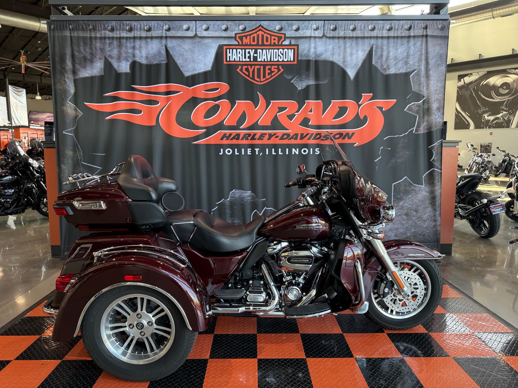 2019 Harley-Davidson Tri Glide® Ultra ULTRA CLASSIC in Shorewood, IL