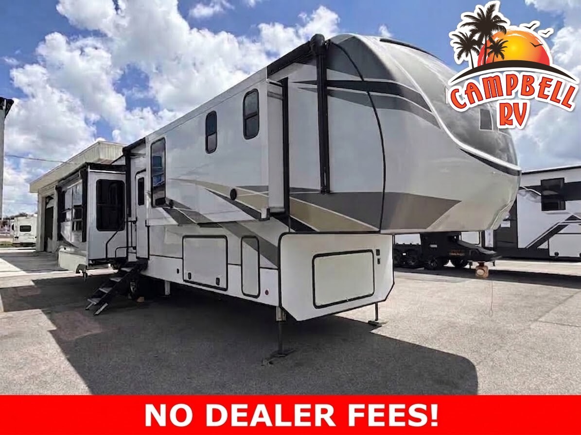 2022 Alliance Rv Paradigm 370FB in sarasota FL