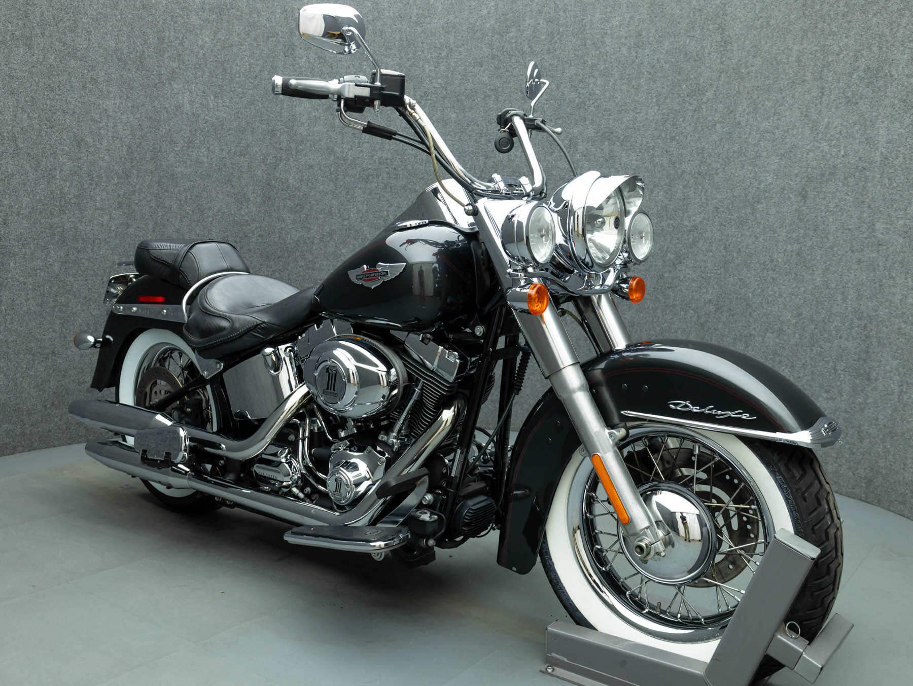 2007 Harley Davidson FLSTN SOFTAIL DELUXE DELUXE in Pembroke, NH
